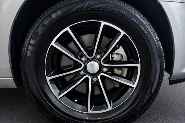 2017 Dodge Grand Caravan Passenger SXT Minivan 4D 20