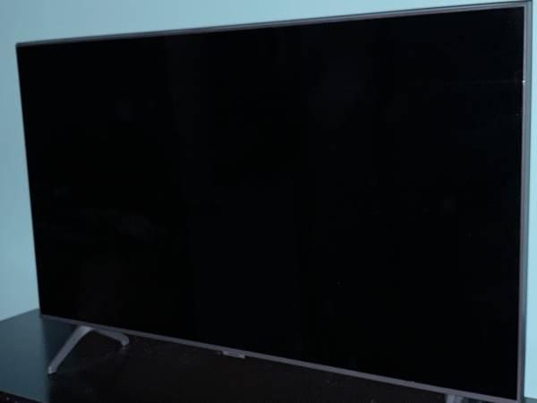 SAMSUNG 43 INCH TV