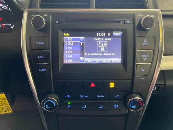 2017 Toyota Camry - 90 DAYS COMPLEMENTARY WARRANTY (CLEAN TITLE) 17