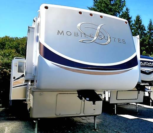 2010 DRV Mobile Suites 36TKSB4