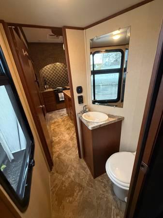 2015 Forest River Vengeance Touring 38L13 43’ F/W Toy Hauler 12