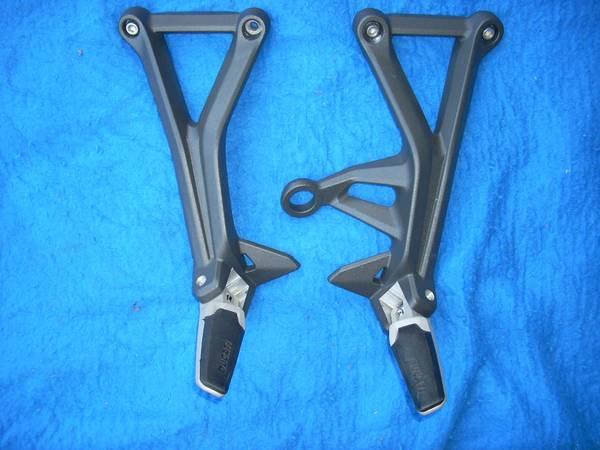 2018 Ducati 1200S passenger brackets/footpegs