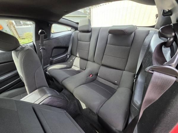 2013 Ford Mustang  2dr Cpe V6 Coupe 12