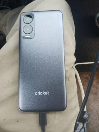 Debut S3 cricket phone(almost new) 2