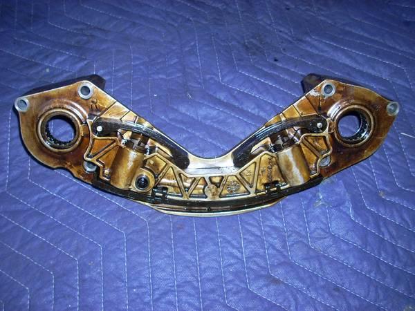 Harley Davidson Twin Cam B engine support plate and balance shaft