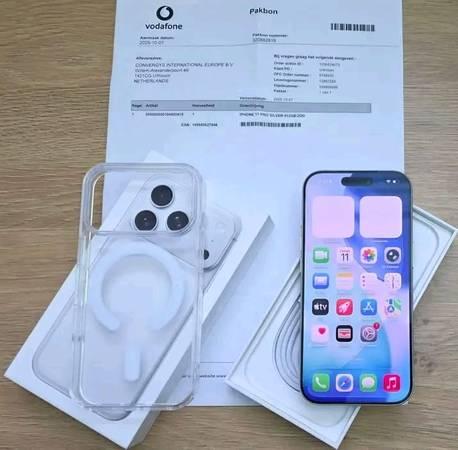 iPhone 17 Pro 512GB Silver – Like New, 100% Battery Health
