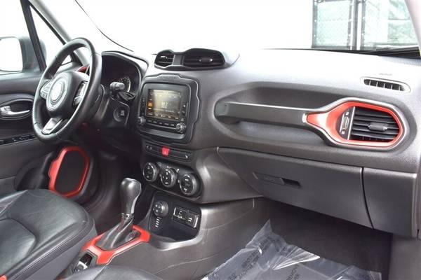 2016 Jeep Renegade 4x4 4WD Trailhawk Sport Utility SUV 11
