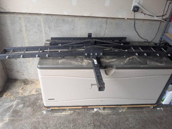 Motorcycle carrier