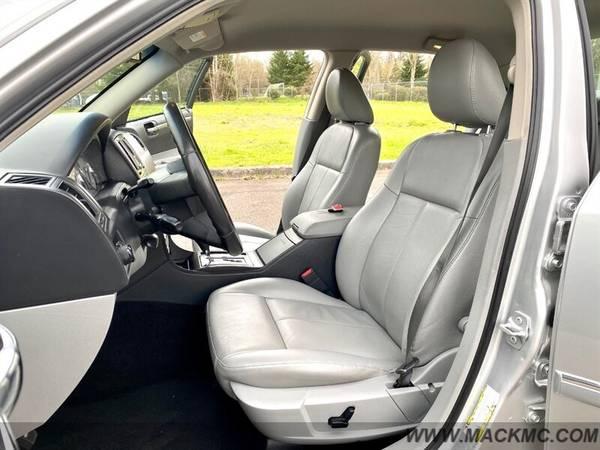 2007 Chrysler 300 Series  Touring Leather Low Miles Sedan 18