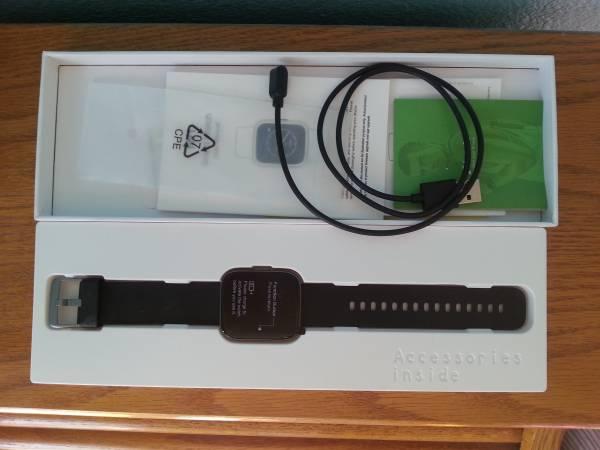 Letsfit Smart watch - New