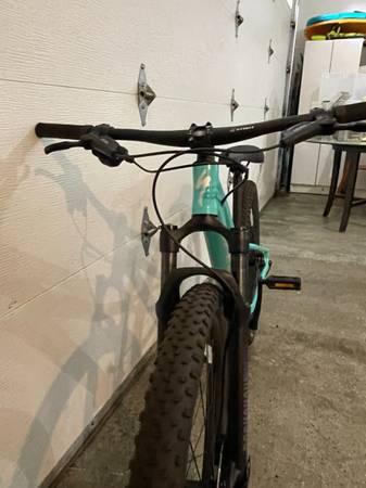 Specialized Rockhopper Expert XS 6