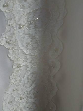 Vintage 1977 Winter Wedding Dress 3