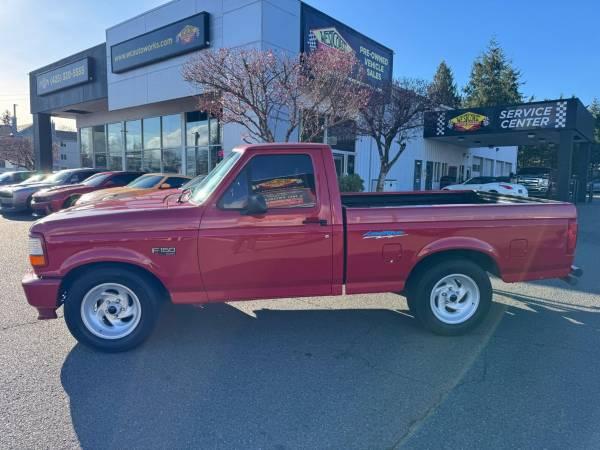 1993 Ford F-150 SVT Lightning F150 Truck Base Pickup 16