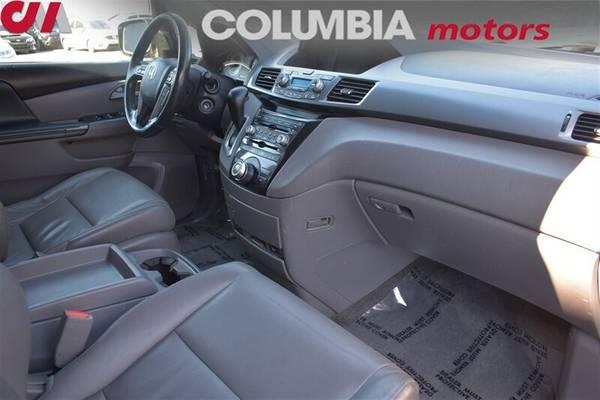 2013 Honda Odyssey  Touring Van 10