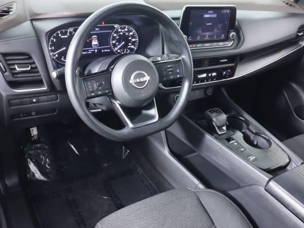 2023 Nissan Rogue SV 9