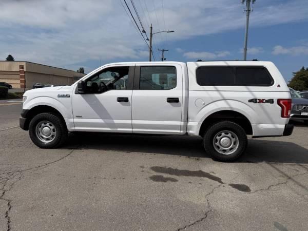 2015 Ford F-150 4x4 4WD F150 Crew cab XL  4dr SuperCrew 5.5 ft. SB Pic 4