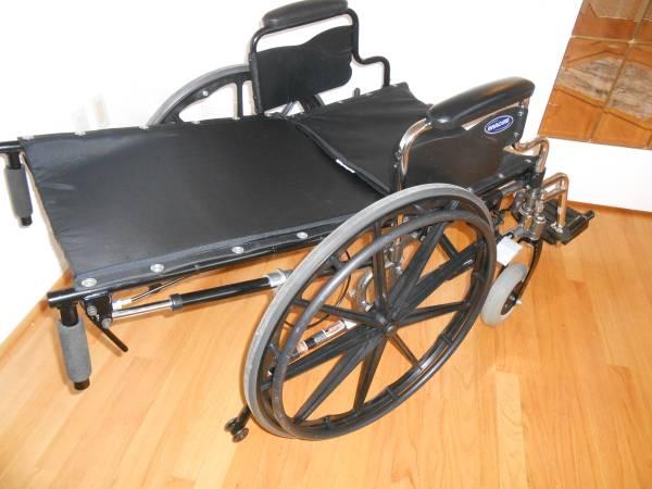 20" High Back Reclining Wheelchair Folds w/ Footrests Holds 300 Lbs 6