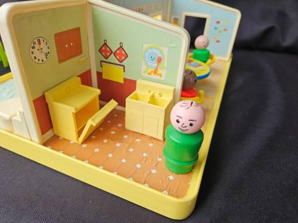 1978 Fisher Price Play Family Nursery School Toy 8
