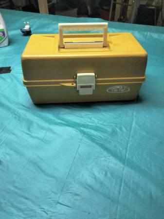 Vintage old pal tackle box 1970s 2