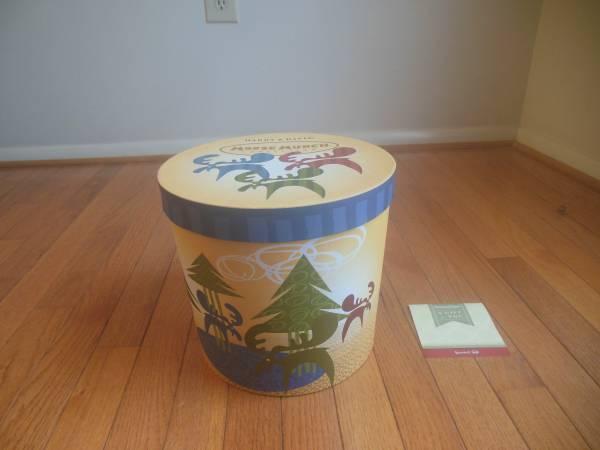 13 Tins Like new 3