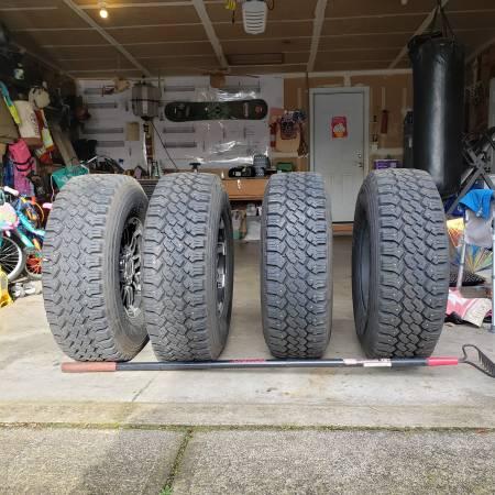 New wheels and tires, Toyota Tacoma 3