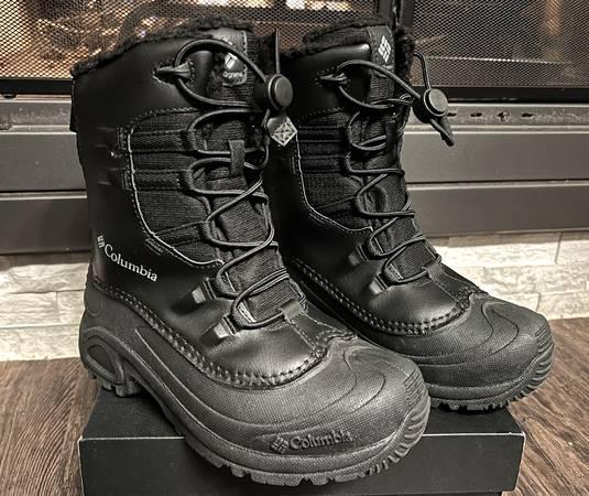 Lightly Used Columbia Kids’ Bugaboot Celsius Winter Boots - Size 3