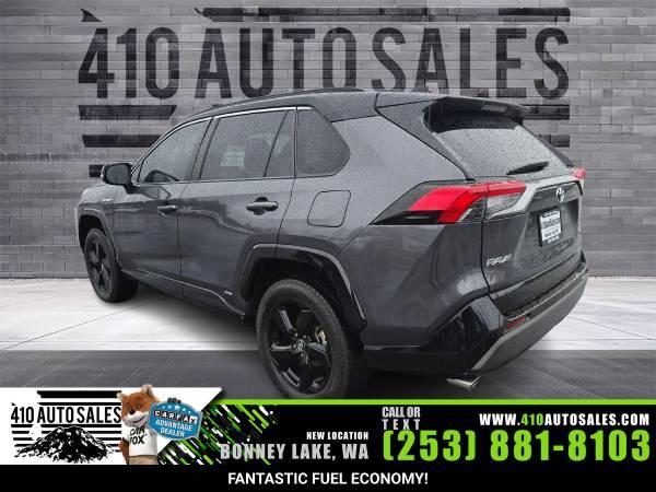 2020 Toyota RAV4 Hybrid XSE 8