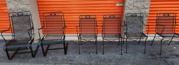 7 piece Salterini wrought iron patio set 4