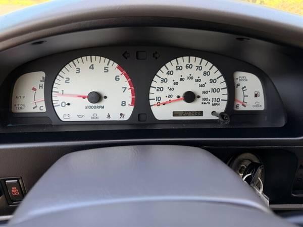 2004 Toyota Tacoma 24