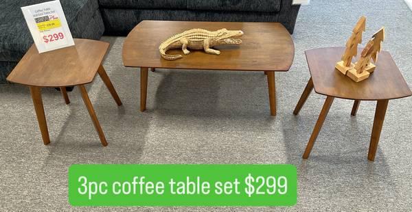 3pc wood Coffee table set! 2 end tables and coffee table only $299
