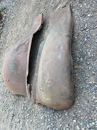32 Ford Truck Front Fenders pair off Same Truck. 3