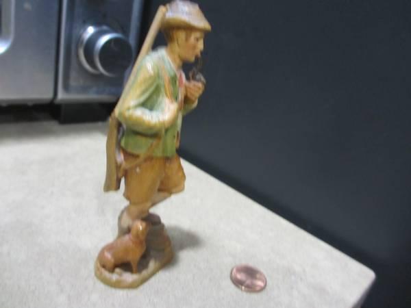 Vintage Hand Carved Hunter by GG Lang Sel. Erben Oberammergau 4
