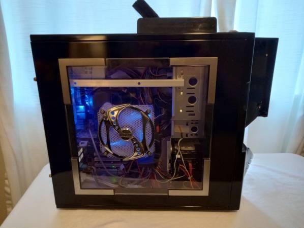 NZXT Nemesis Elite Aluminum Mid-Tower 2