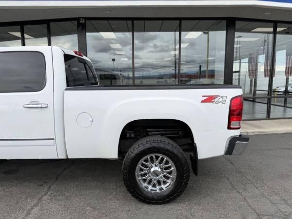 2013 GMC Sierra 2500HD Diesel 4x4 4WD Denali  4dr Crew Cab SB Pickup T 7