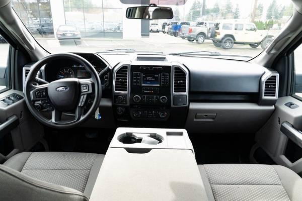 2016 Ford F-150 4x4 4WD F150 Truck Crew cab XLT SuperCrew 8
