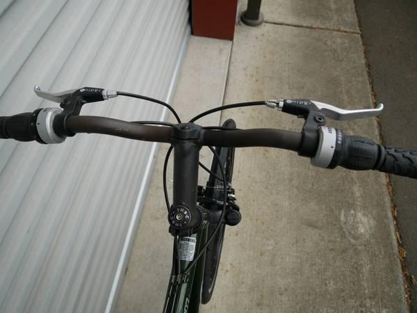 XL Ironhorse Maverick Mountain / Hybrid Bike - Bicycle - Commuter 6