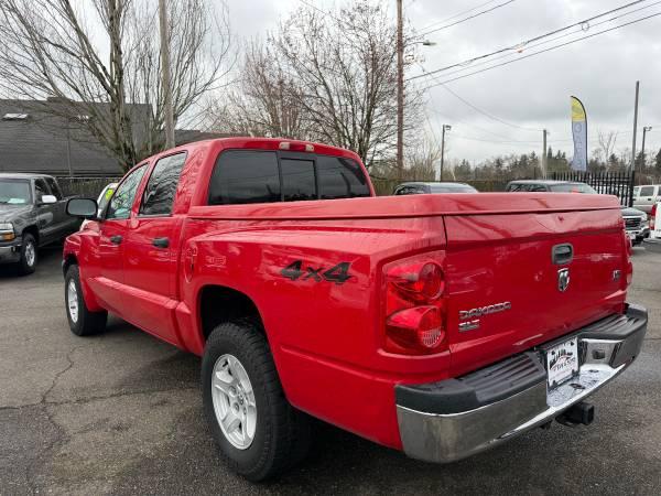 2005 Dodge Dakota Crew Cab SLT 4x4 – 4.7 liter engine v-8 power🎯 7