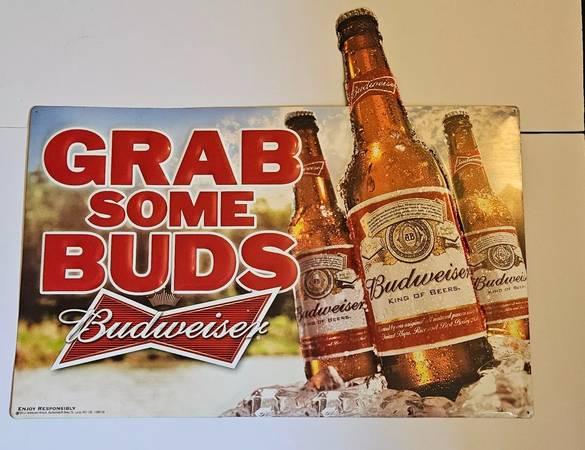 Beer Signs garage shop 3