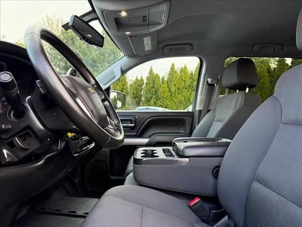 2018 Chevrolet Silverado 1500 4x4 4WD Chevy LT Crew Cab 5.8 ft. SB 18