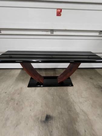 Hi end modern console table