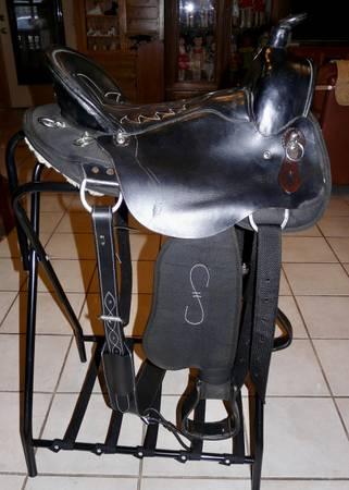16” Crest Ridge Ardent Series Endurance Trail Saddle 4