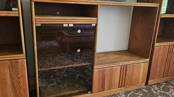 LIVING RM ENTERTAINMENT CTR Bookcases, End Tables, Coffee Table, Lamps