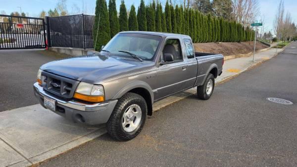 2000 Ford Ranger 4x4 4WD Truck XLT 2dr  Extended Cab SB