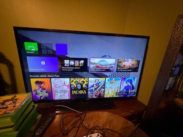 Xbox one S - white 3