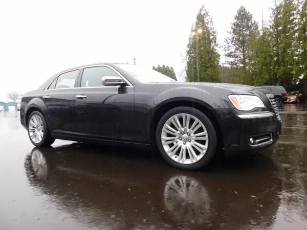 2013 Chrysler 300  300C Sedan 4D Sedan