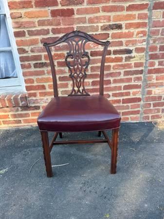Antique Chippendale Mahogany Dining Chairs . 22