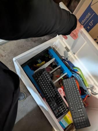 Toy or storage box 3