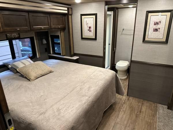 2019 Tiffin Open Road Allegro | MOTORHOME - Rent Rental Class A 8