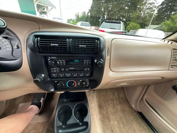 1997 FORD RANGER XLT 4 CYLINDER AUTOMATIC WITH ONLY 74K MILES 13