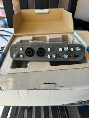 M-Audio Fast Track Pro USB Audio / MIDI Interface
